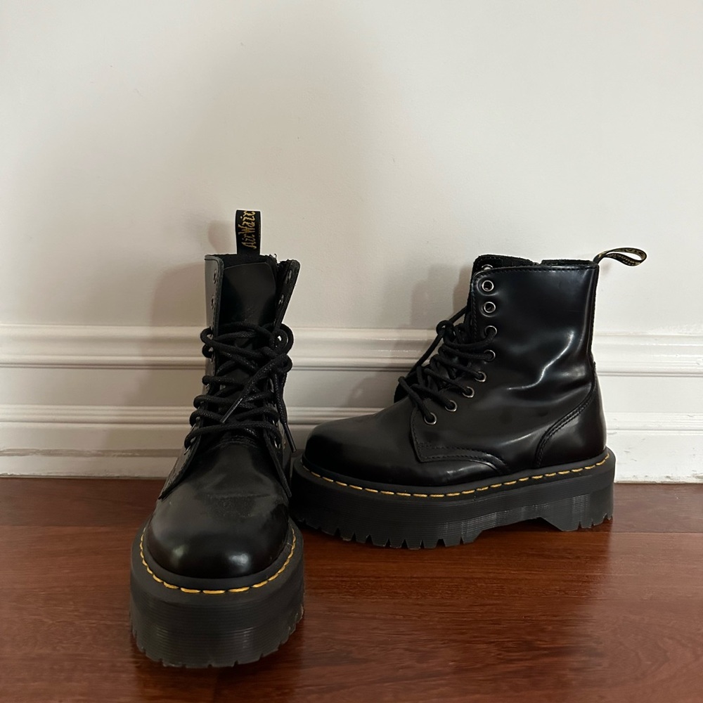 Black platform dr martens